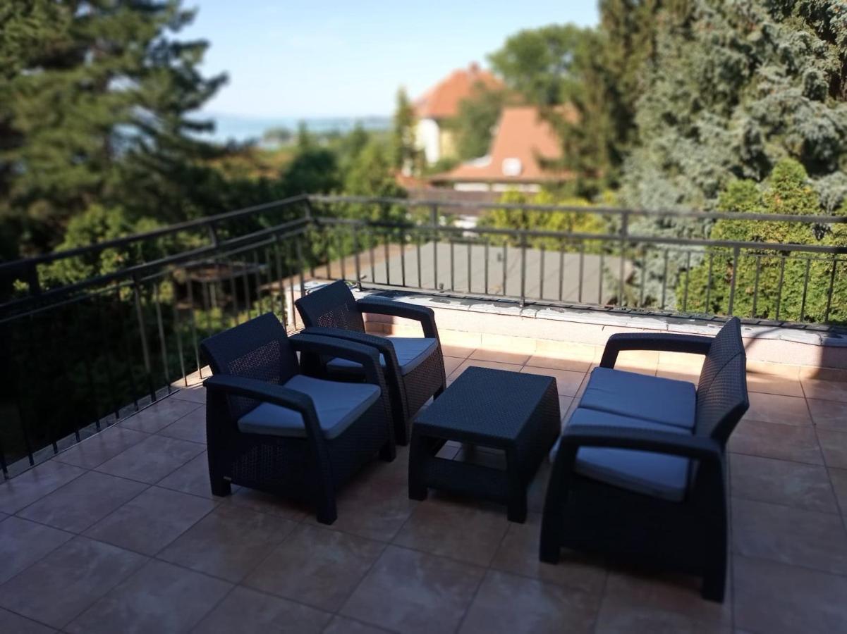 Pergola Panzio Hotel Balatonfoldvar Luaran gambar