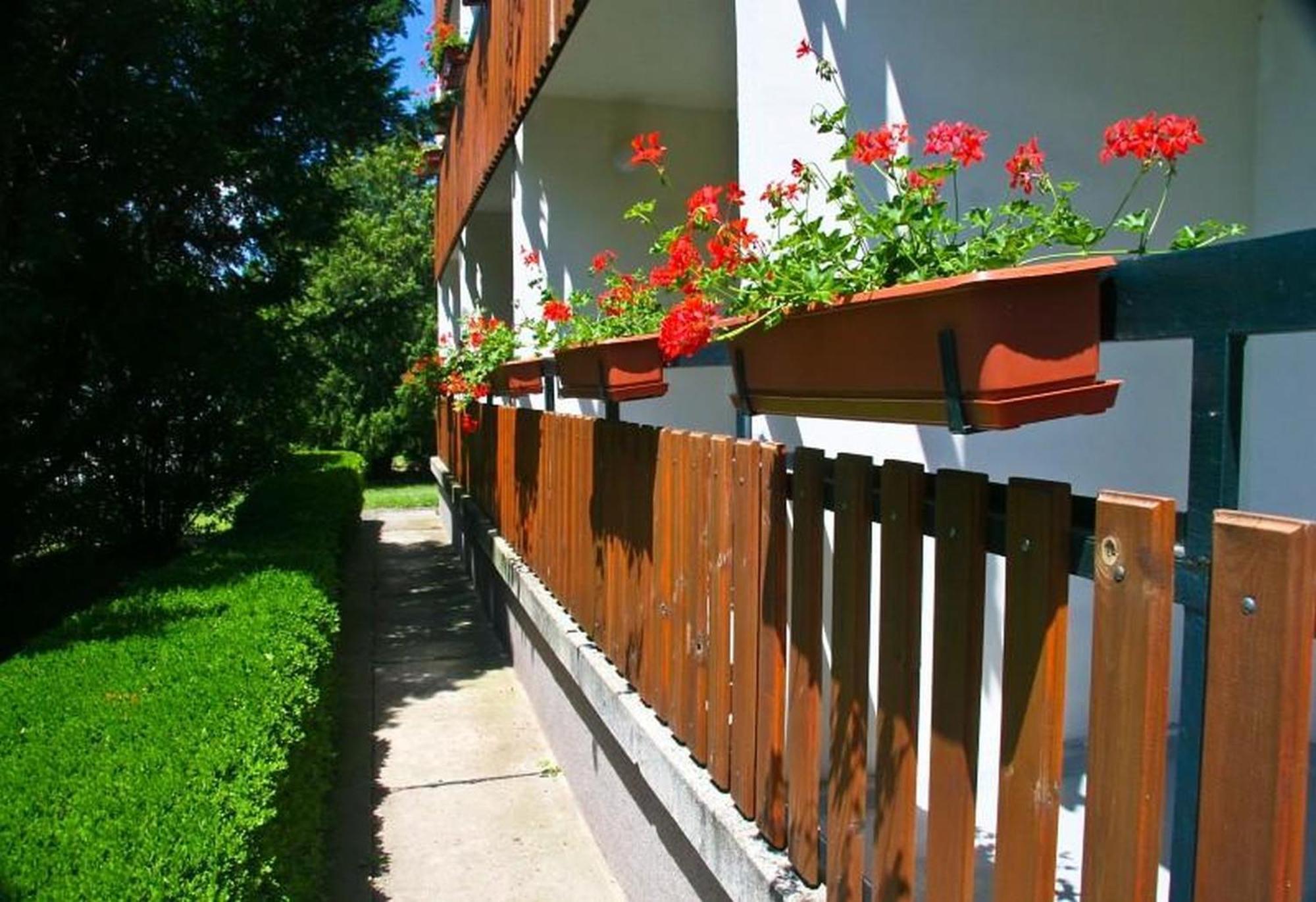 Pergola Panzio Hotel Balatonfoldvar Luaran gambar